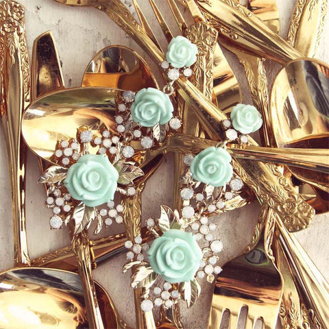 Cherie Glittering Earrings