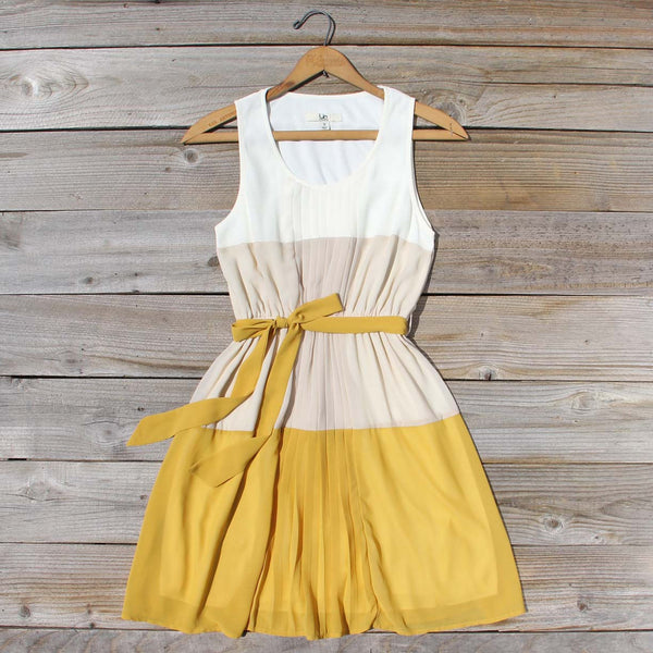 Peach Grove Dress in Honey: Featured Product Image
